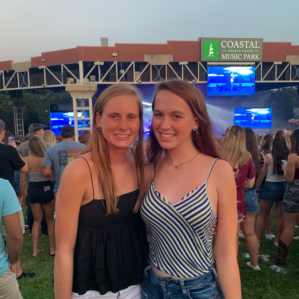 Meet your Posher, Lucy